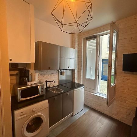 Апартаменты Super Location Meets Charming Studio -Ecole Militaries Champ De Mars - 7Th Arrondisment Париж Экстерьер фото