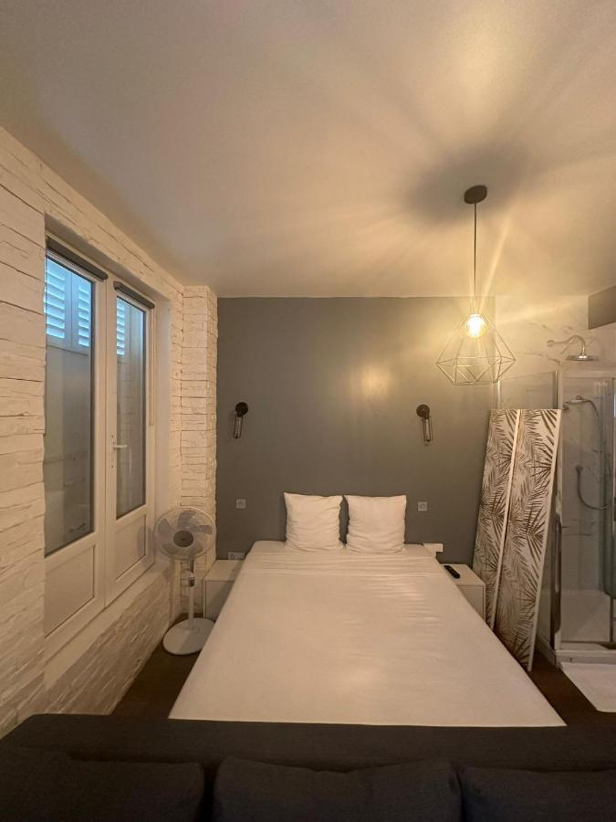 Апартаменты Super Location Meets Charming Studio -Ecole Militaries Champ De Mars - 7Th Arrondisment Париж Экстерьер фото